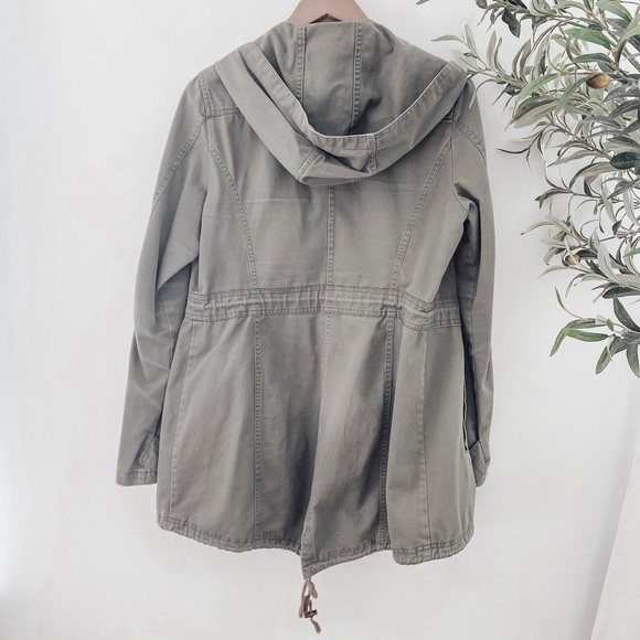 American Rag Army Green Hooded Utility Jacket - Picture 3 of 4